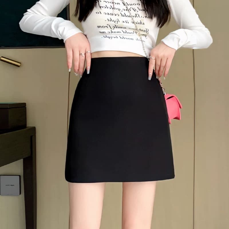 大人かわいい服 脚長見え ハイウエストAラインミニスカート