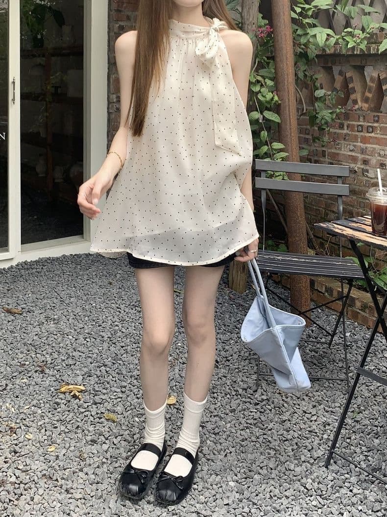 大人かわいい服 肩リボンドットノースリーブブラウス