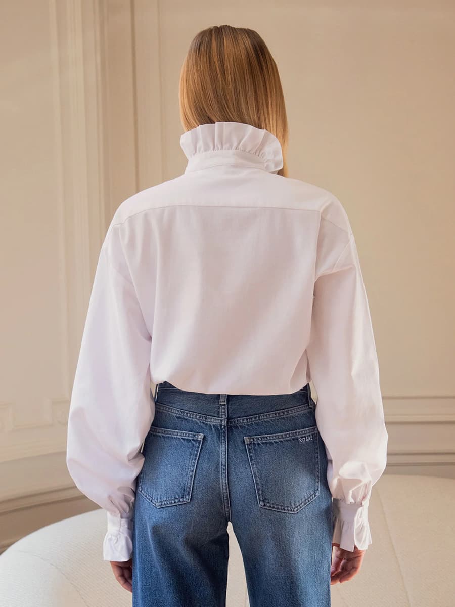 大人かわいい服 シンプルフリルハイネック長袖ブラウス