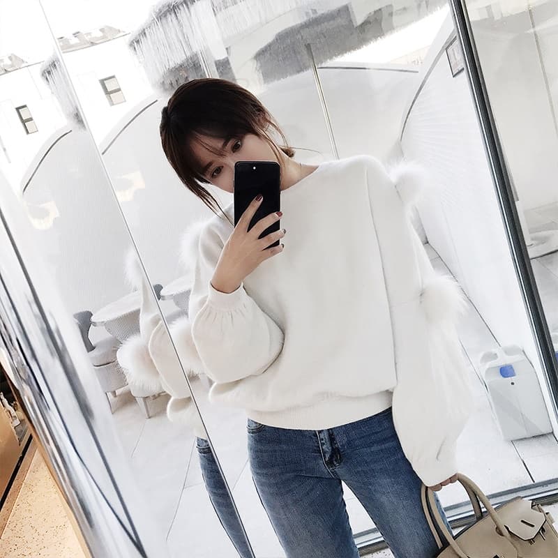 大人かわいい服 ふんわり袖のシンプルプルオーバートップス