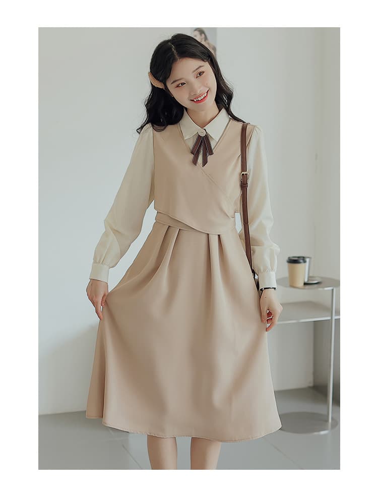 大人かわいい服 襟付きブラウス重ね着風ベルト付きワンピース