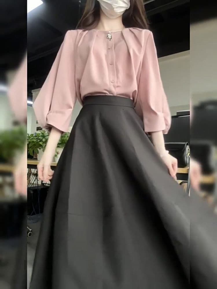 大人かわいい服 パフスリーブ&フレアスカート セットアップ
