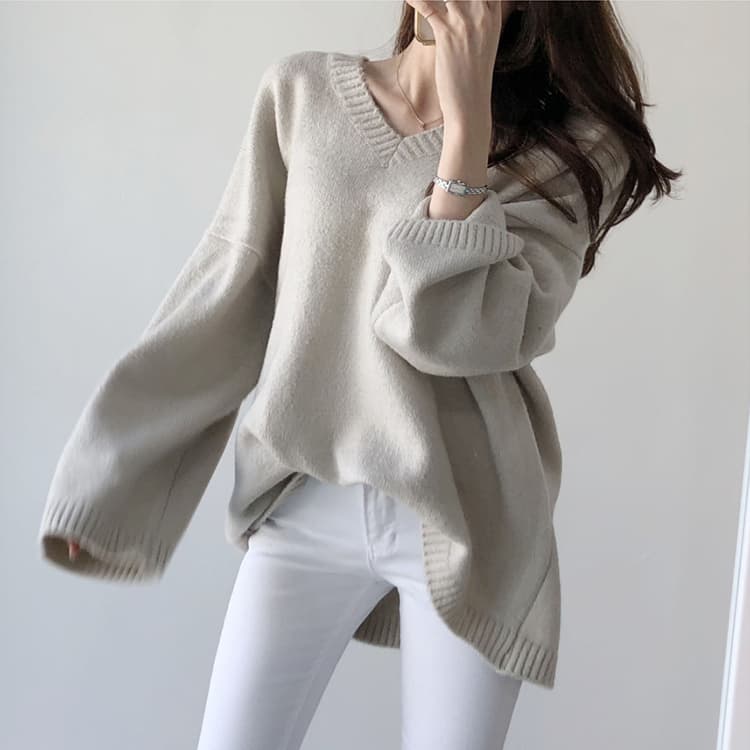 大人かわいい服 ゆったりブイネックニットプルオーバー