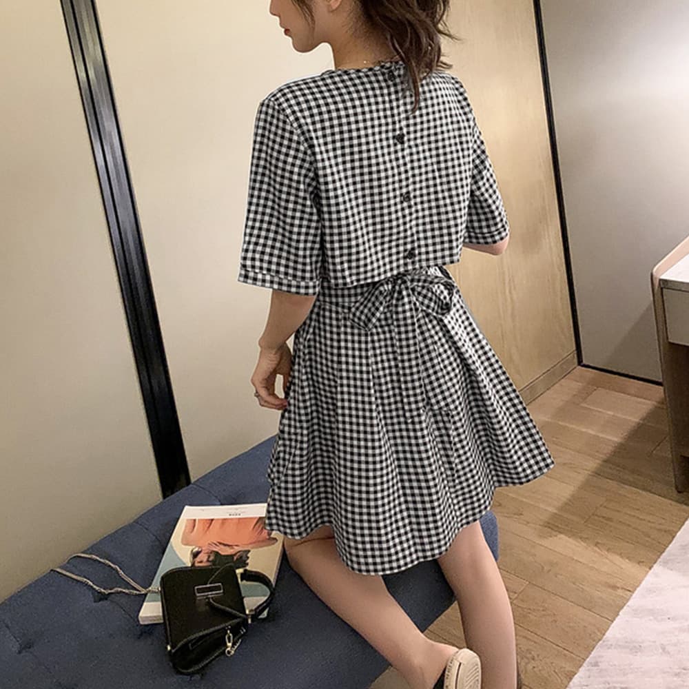 大人かわいい服 バックオープン ギンガムチェックワンピース